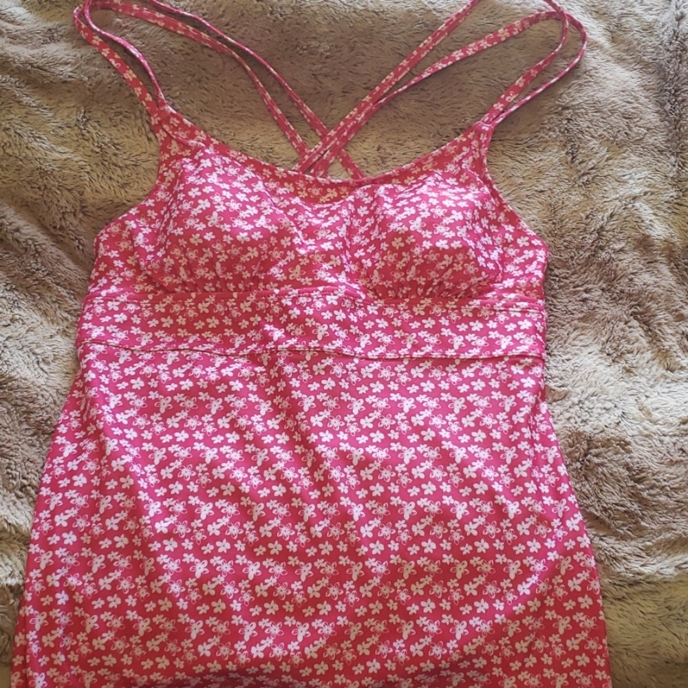Pink tankini top